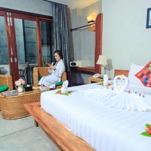 King Suite with Balcony