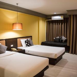 Superior Twin Room with River View