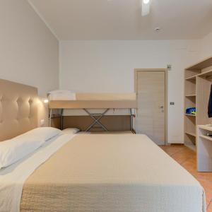 Quadruple Room with Balcony