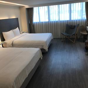 Premium Quadruple Room