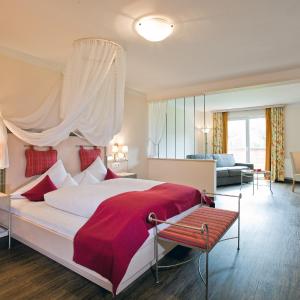 Double Room with Four Poster Bed