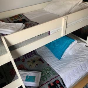 Standard Twin Room with Shared Bathroom