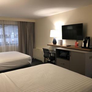 Premium Queen Room with Two Queen Beds