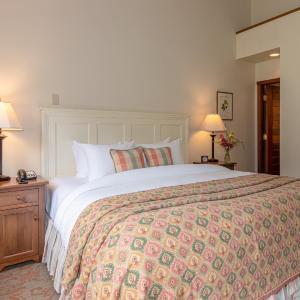 Standard King Room - Woodland