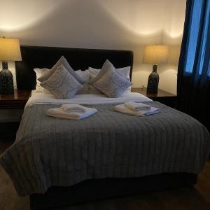 Studio Suite FB