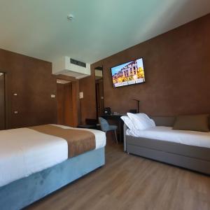 Triple Room with Balcony