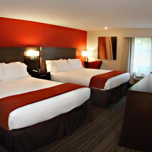 Standard Room with Two Queen Beds