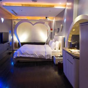 Platinum Suite
