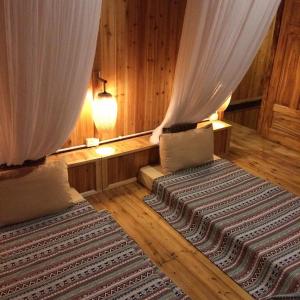 Twin Room with Shared Bathroom