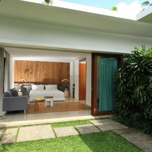 Free Upgrade from Terrace Pool Villa to Valley Pool Villa for Minimum Two Nights Stay