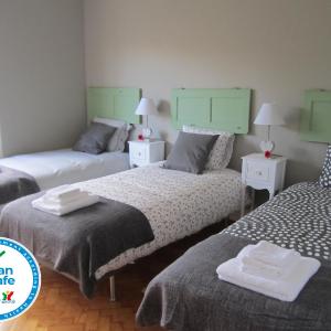 Economy Triple Room with Shared Bathroom