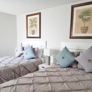 Deluxe Two-Bedroom Suite [B]