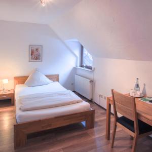 Single Room Street View