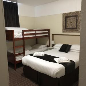 Quadruple Room with Shower