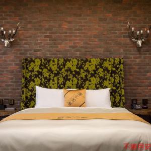 Standard Double Room with Spa Bath