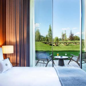 Superior Double Room with Mountain View