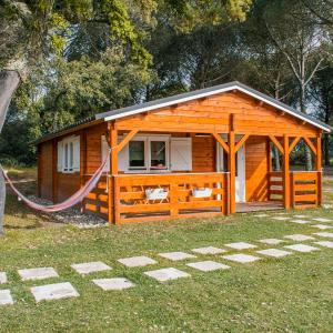 Bungalow - Water Front 