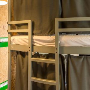 Bed in 8-Bed Mixed Dormitory Room
