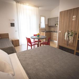 Studio with Garden View (3 Adults)