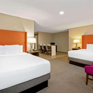 Studio Suite with Two Queen Beds - Non-Smoking