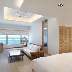 Junior Suite with Sea View