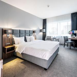 Large Single Room