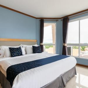Deluxe Double Room with Balcony and Sea View