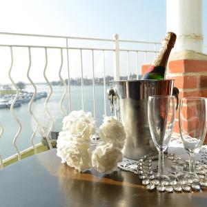 Suite with River View