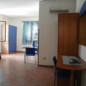 Studio (2 Adults)