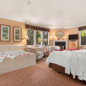 King Room with Spa Bath
