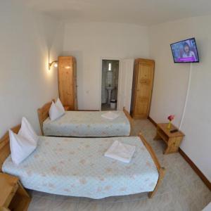Triple Room with Bathroom