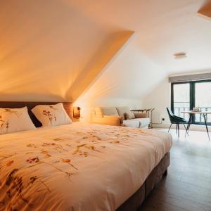 King Room with Balcony