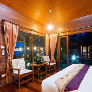 One-Bedroom Villa with Sea View