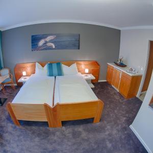 Twin Room with Balcony