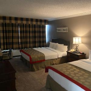 Two-Bedroom Suite with Two Double Beds - Non-Smoking