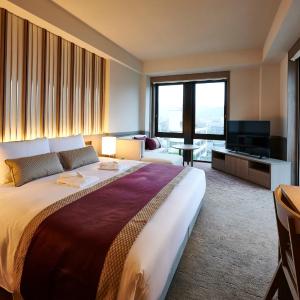 Corner King Room - Smoking (Electronic Cigaret Only)