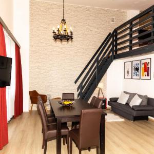 Maisonette with Mountain View