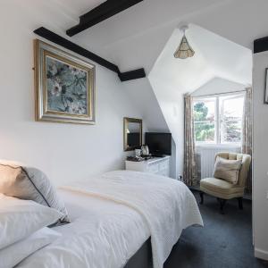 Single Room (Room10)