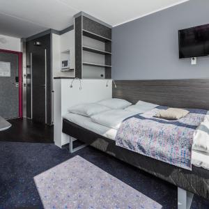 Double Bed Apartment