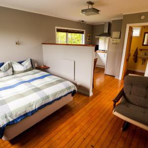 Queen Cottage