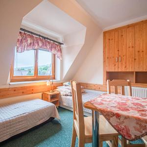 Quadruple Room with Shared Bathroom