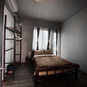 Superior Double Room with Pool View - Junior