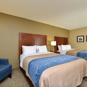Standard Queen Room with Two Queen Beds