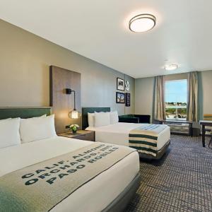 2 Queen Suite