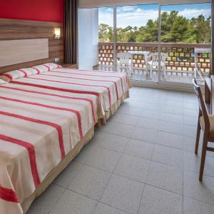 Standard Triple Room (2 Adults + 1 Child)