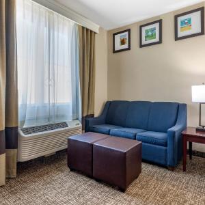 King Suite First Floor - Accessible/Non-Smoking