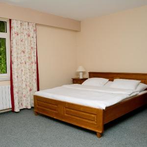 Suite (5 Adults)
