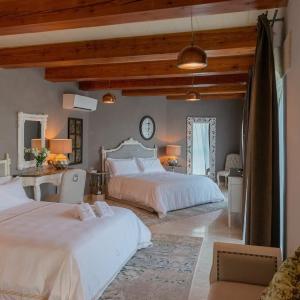 Suite with Private Pool