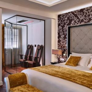Queen Suite