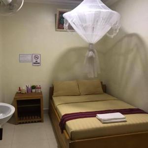 Large Single Room